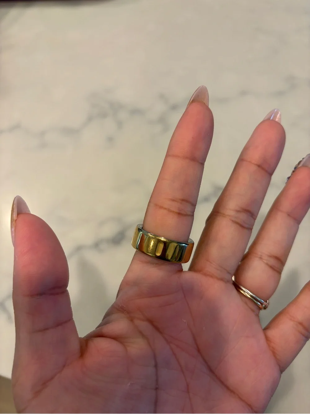 Oura 4 in Gold, size 8 RING ONLY